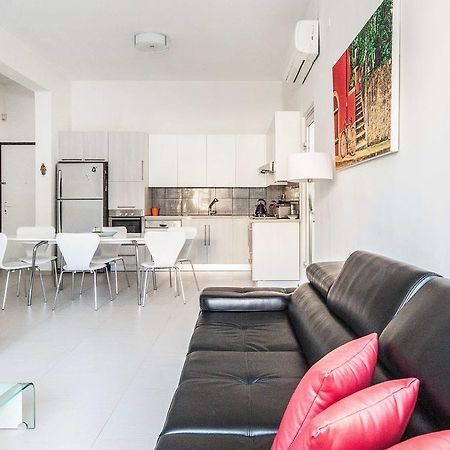 Lovely 1Bd W/ Private Balcony By Sea N' Rent Tel Aviv Exterior foto