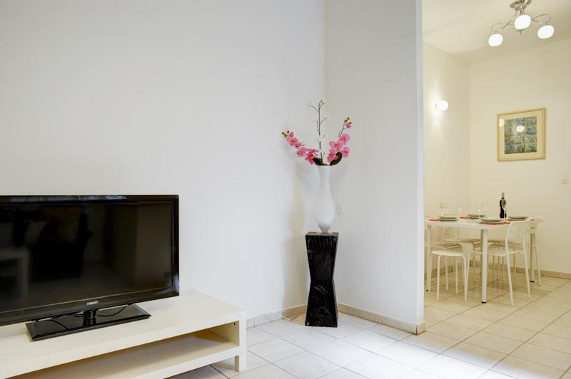 Lovely 1Bd W/ Private Balcony By Sea N' Rent Tel Aviv Habitación foto