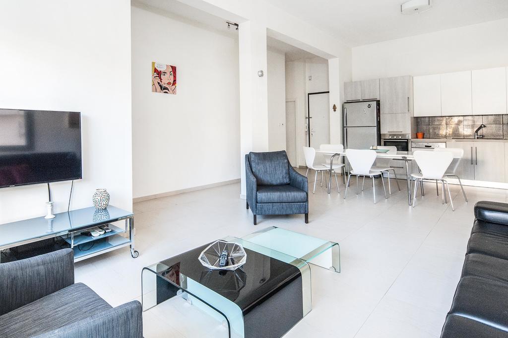 Lovely 1Bd W/ Private Balcony By Sea N' Rent Tel Aviv Exterior foto